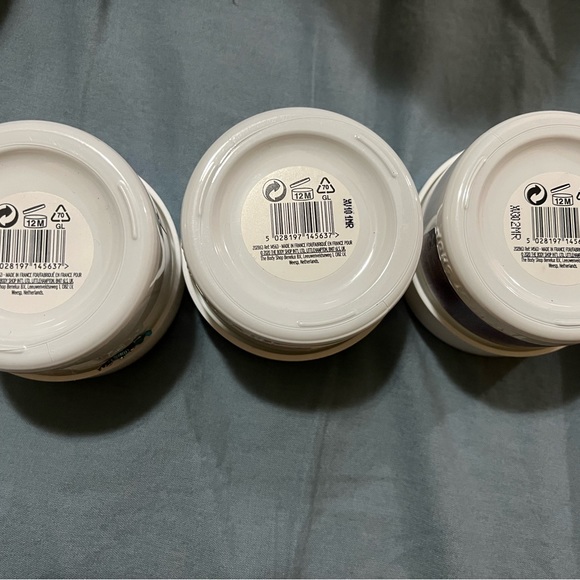 The body shop drops of light brightening day cream - Picture 2 of 3